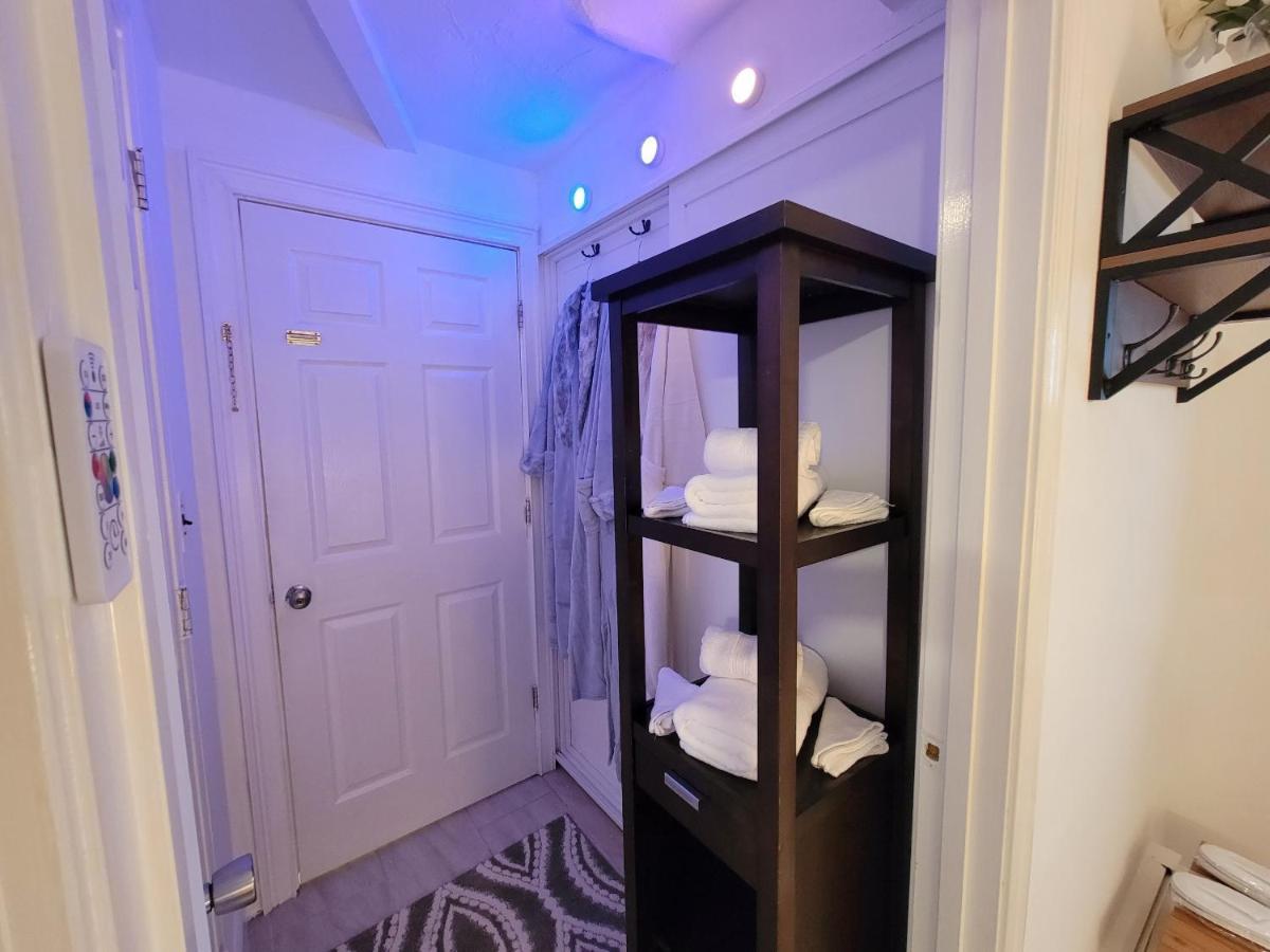 Comfy And Chic Boston Apartment! Free Parking Extérieur photo