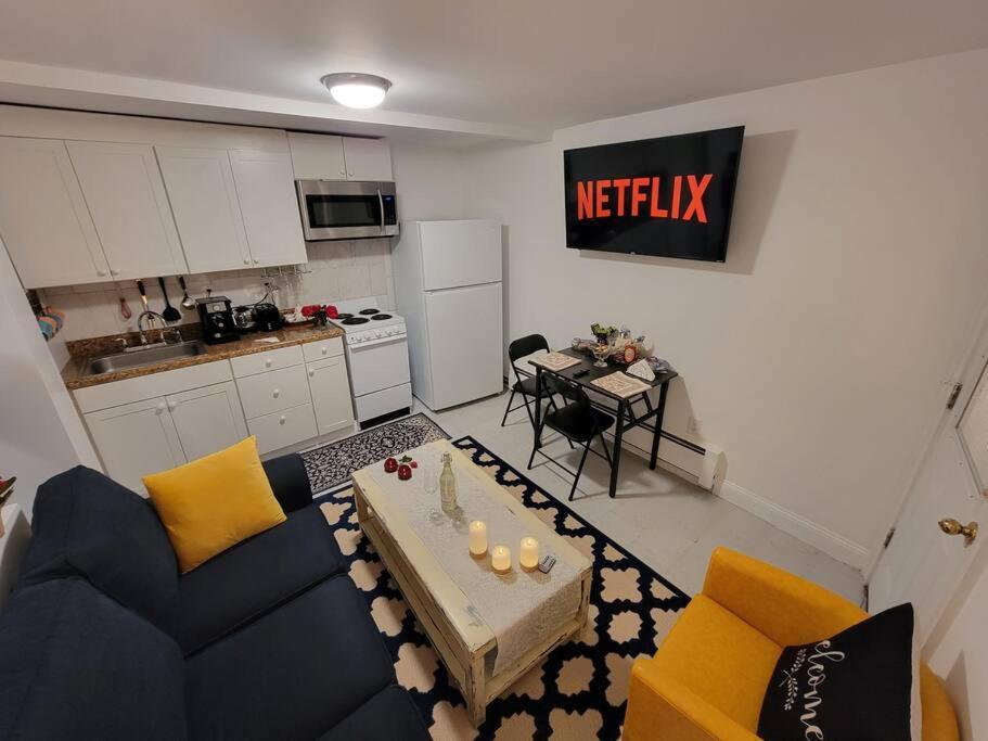 Comfy And Chic Boston Apartment! Free Parking Extérieur photo